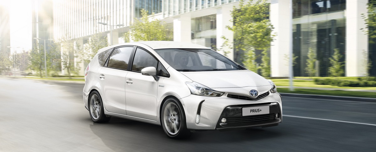 טויוטה פריוס פלוס