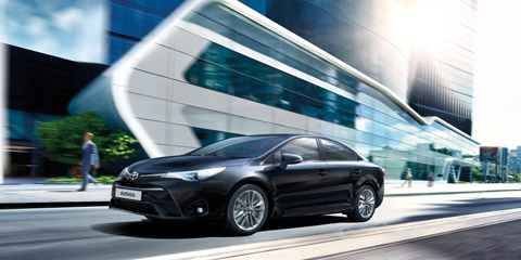 טויוטה אוונסיס 2017